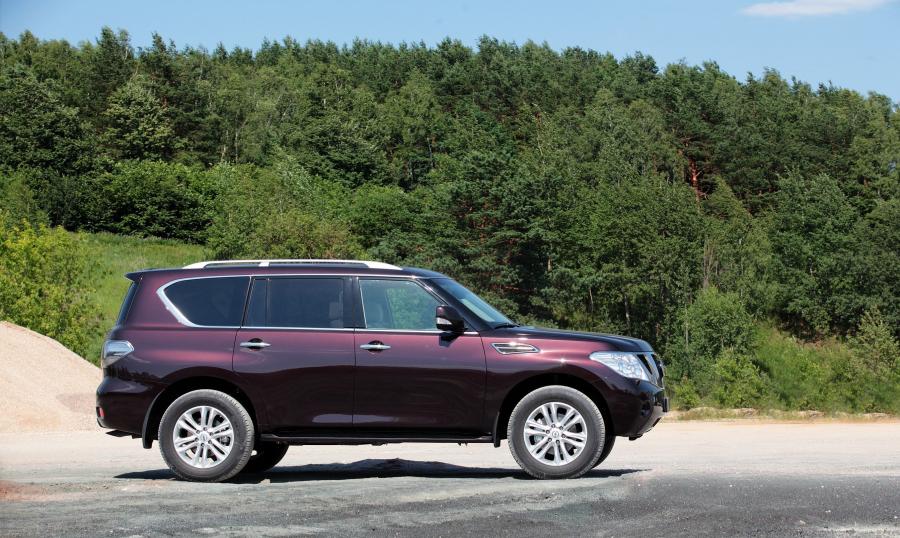  Nissan Patrol 2010 года  (фото 51 из 118)